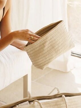 Bambien Pouche Woven Cream clutch or purse or travel